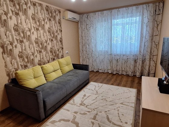 Продаж 2-кімнатної квартири з меблями/технікою.Східний-2  єВідновлення