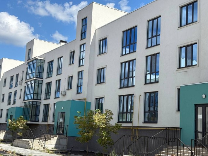 Продам 3к квартиру в м.Ірпінь з гардеробною!Індивідуальне газове опалення.Підходить під всі державні - фото 1