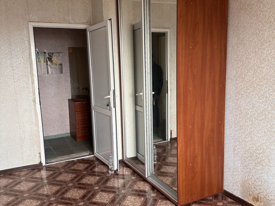Продаж  3 кім квартиру на Зарічному.