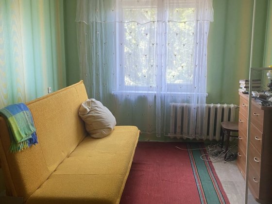 Трьошка біля Тери, 4 Зарічний 2 поверх.