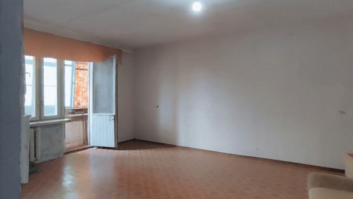 Продається 1 кім. квартира 17 квартал вул. С. Колачевського - фото 1