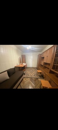 Оренда кімната метро Житомирська, вул. М.Поповича 8 - фото 1