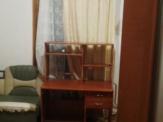 здається кімната без хазяїв,метро Вирлиця