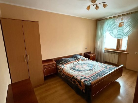 Окрема кімната для молодого хлопця( жінка), вул Коновальця- Медична, за аеропортом