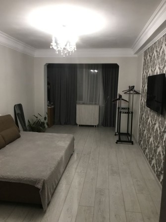 Здається кімната в 3-х кімнатній квартирі - фото 1