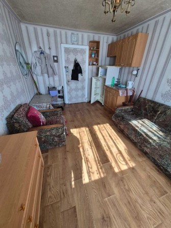 Сдам комнату в общежитии, на Браилках 3500 ком. включены. - фото 1