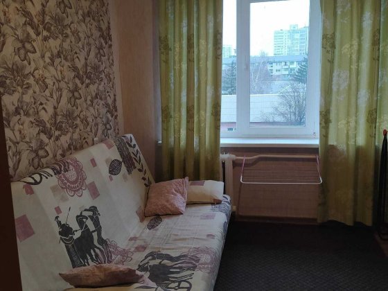 Здам кімнату з ремонтом,метро Чернігівська пішком,вул. Юності,9