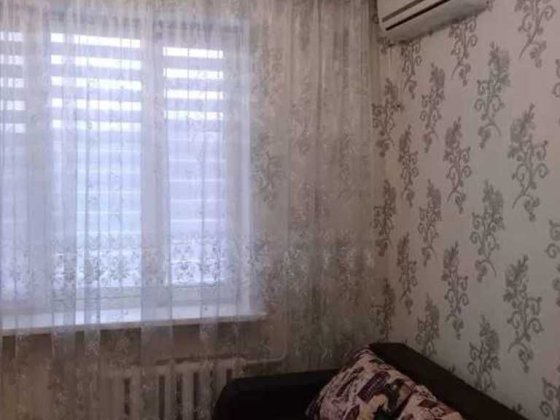Здається кімната в сімейному гуртожитку м. Дорогожичі м. Шулявська