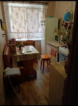 Комната на Подоле, остановка транспорта рядом,проживание в квартире с хозяйкой - фото 1