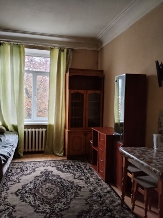 Здам кімнату 19 м.кв.  вул.Севастопільська 7/13.Дарницький р-н. - фото 1