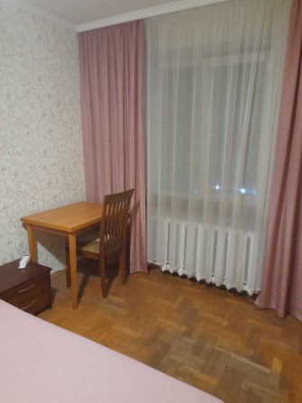 Оренда кімнати в 3-и кімнатній квартирі Центр Львівська площа - фото 1