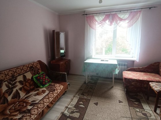 Оренда кімнати для проживання дівчини. Льонокомбінат
