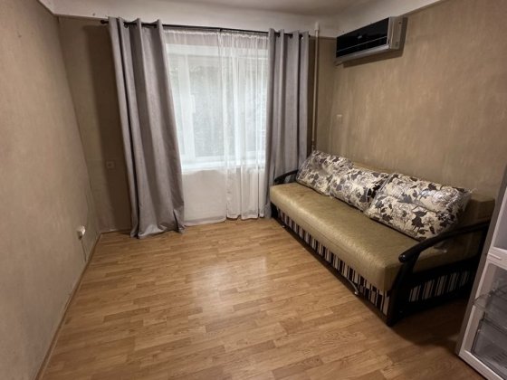 Сдам комнату в общежитии девушке или женщине