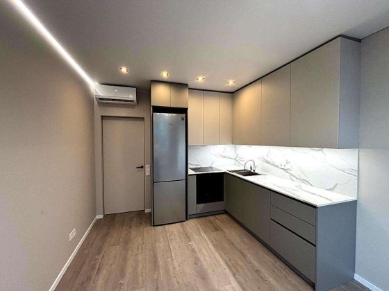 Продаж 2-к квартири вул.  Олександра Олеся 5 Киев