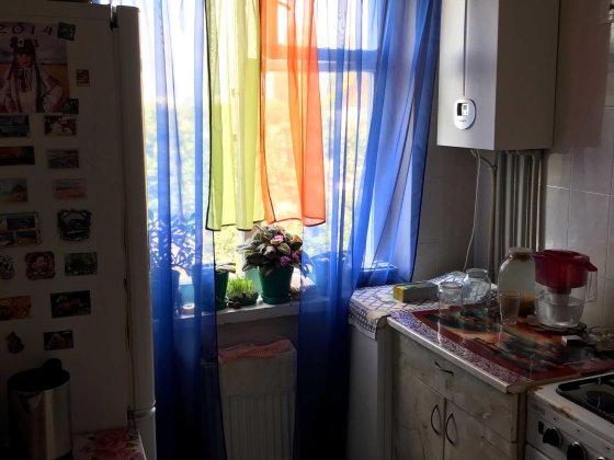 Здам кімнату для дівчини віком від 20-30р.,працюючу. Проживання з власницею