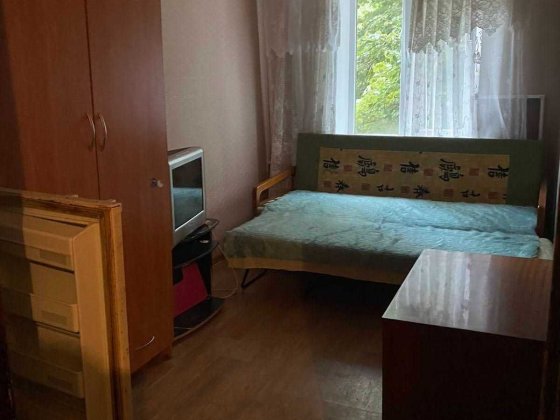 Сдам комнату в коммуне на Краснова