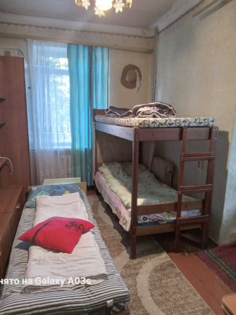 1-й поверх! Метро Шулявська. 2-3-місна кімната з балконом Без Комісії, Застави, Комунальних (комун.  - фото 1