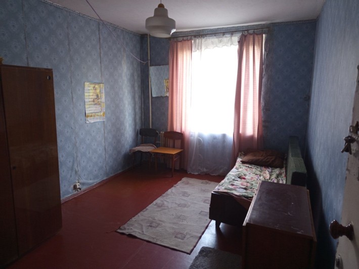Сдам  комнату в 3 к.кв. метро Масельского - фото 1