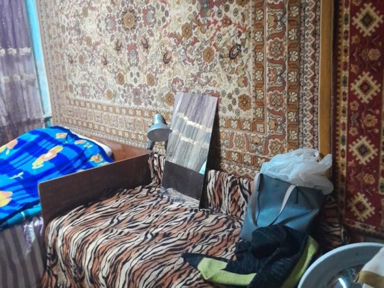 Комната в коммуналке