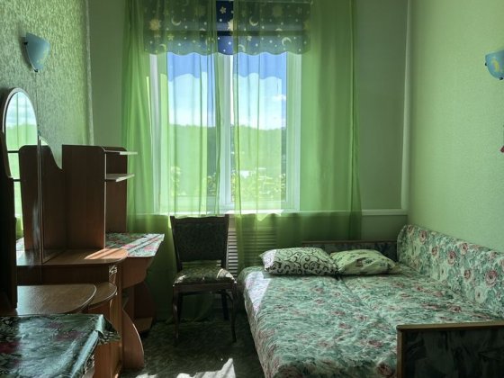 Щаслива кімната для тебе - метро 15 хв