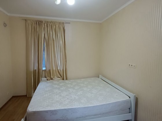 Сдам Цоколь 3 комнаты Грушевского 39/1 ЖК Лотос