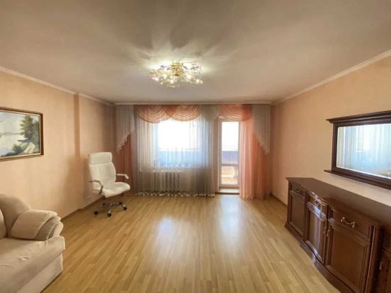 Здається кімната без власників м.Харківська 2хв.