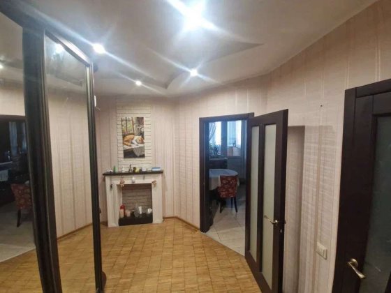 Продаж 2-к квартири вул. Бориспільська 6 Київ