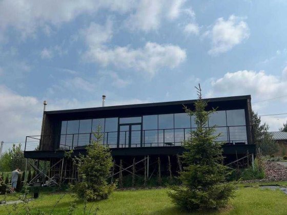 Хоросно!Будинок зі скляним фасадом біля Львова, оренда на 6 міс., з сервісом! Солонка
