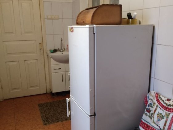 Оренда кімнати в будинку недорого. Є зручності, меблі, техніка Копистин