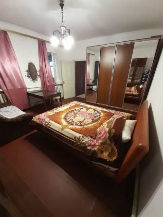 Здається ч/будинку(ком.входять в суму оренди).Можна для робітників.Укриття.Р-н Прокуратури. - фото 1