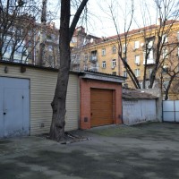 Здам в оренду капітальний гараж біля мерії Киев