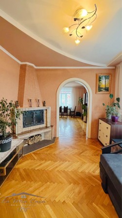 Оренда 4 кімнатного будинку біля вул. Руська (зелений ринок) - фото 1
