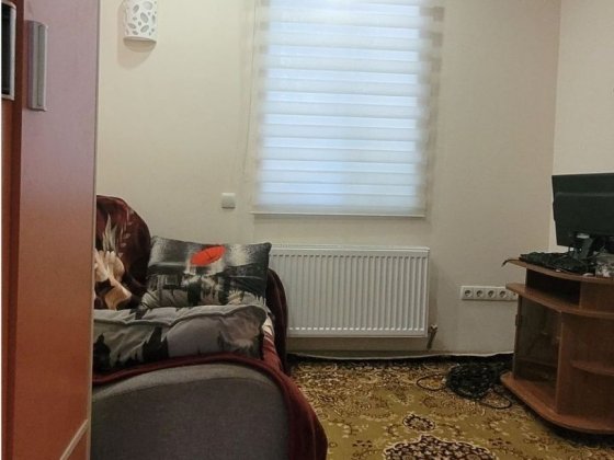 Здам пів будинку Новомиколаївка.6000грн