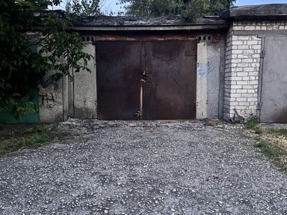 Сдам гараж на Днепрострое, ремонт крыши в счет аренды Каменское