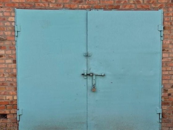Здам в оренду гараж у м. Умань (вул. Дерев'янка) — світло, яма, стелаж! Умань