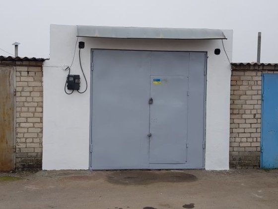 сдам аренда высокого гаража на Шуменском Херсон