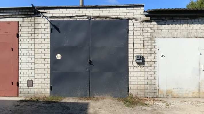 Гараж 7,5 × 4.1 м. (3×3 м. ворота) під спецтехніку, склад, майстерню. Довгостроково. - фото 1