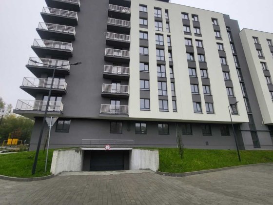 Оренда паркомісця по вул. Величковського ЖК Франко Львів