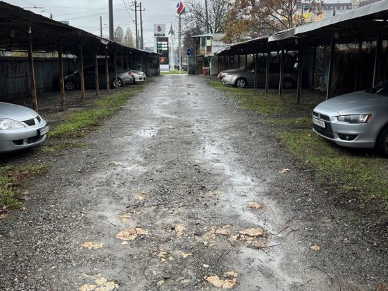 Аренда паркоместа возле Альтаир