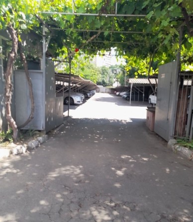 Сдам паркоместо на охраняемой стоянке - фото 1