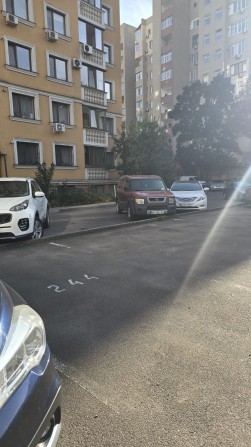 Сдам відкрите паркомісце " Академ городок" заїзд с АТБ - фото 1