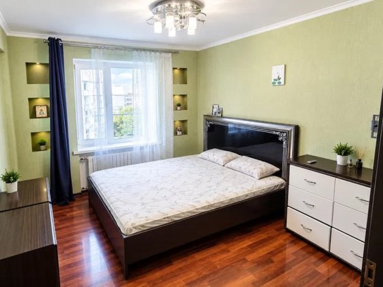 Продам 3-к квартиру с ремонтом в высотке на пр. Слобожанский / Дарницкая
