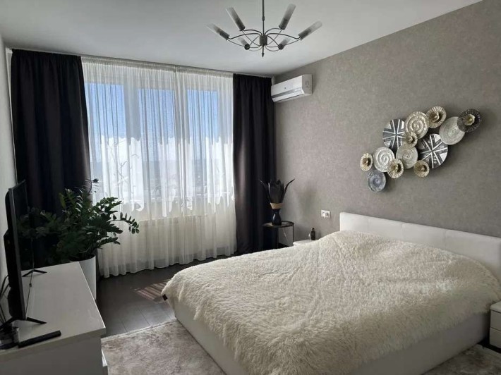 Продаж 2-к квартири вул. Єлизавети Чавдар 1 - фото 1