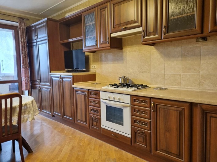 Продам 4-комн квартиру 120 м2, ЖК Адмиральский», ул. Мачтовая / Щеглова - фото 1