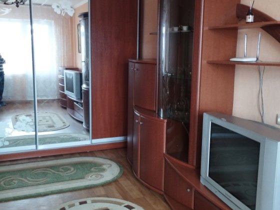 Здається  однокімнатна квартира,Критий ринок, 11000+ ком Біла Церква