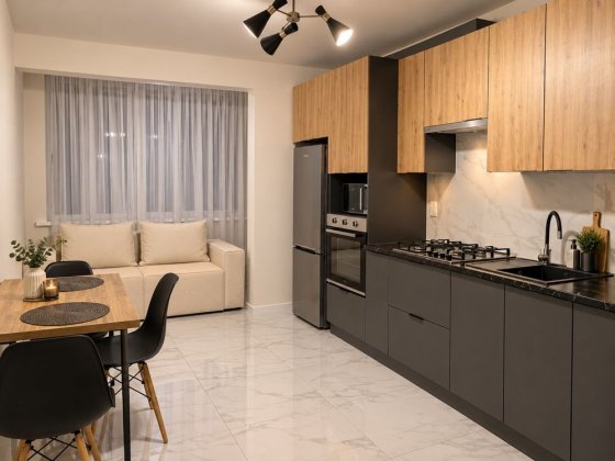 Довготривала оренда 2 кімнатної квартири +студія із індивідуальним газовим оп, до Ратуші 15 хв пішки Ивано-Франковск