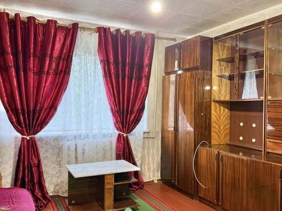 1 кімнатна на Соц місті зупинка кільце Соборності