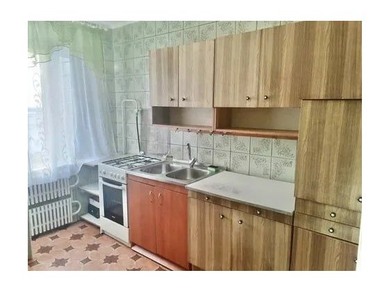 Пропонуємо вам затишну 2х кімнату квартиру в хорошому житловому стані! Хмельницкий