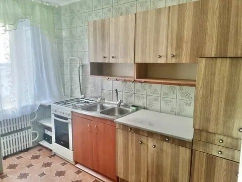 Пропонуємо вам затишну 2х кімнату квартиру в хорошому житловому стані! - фото 1