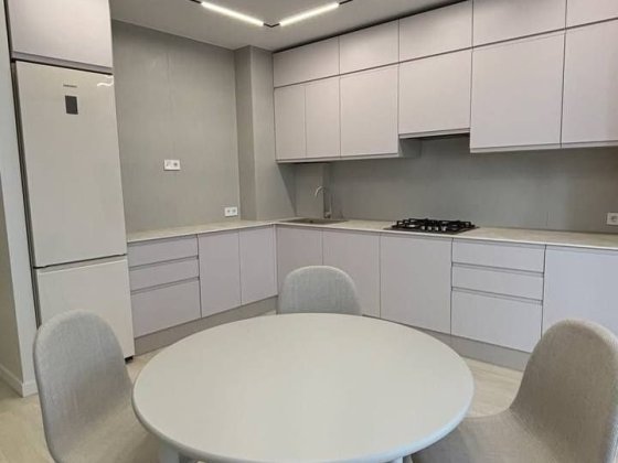 Здається в оренду стильна 2-кімнатна квартира в сучасному новобудові. Хмельницкий